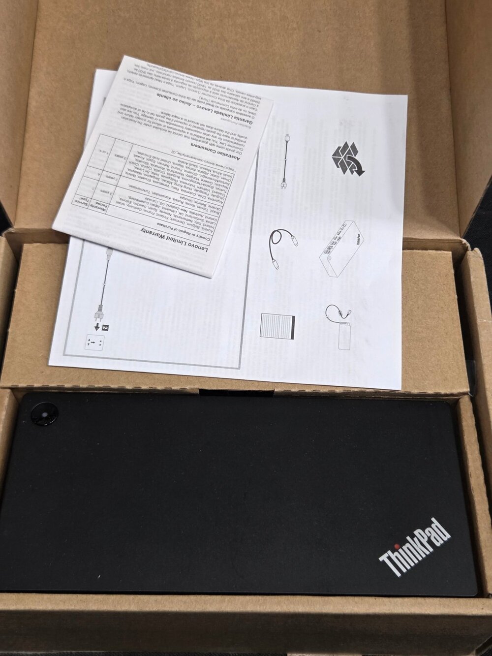 Lenovo ThinkPad Universal USB-C Dock 40AY0090US New Open Box
